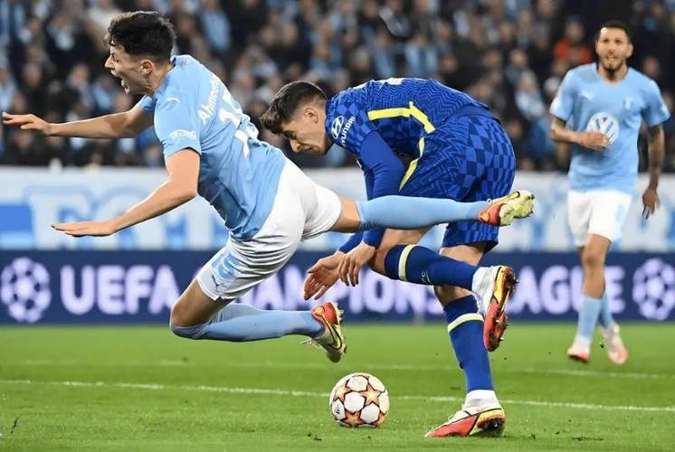 里尔主场迎战塞萨洛，法甲劲旅誓取三分巩固优势